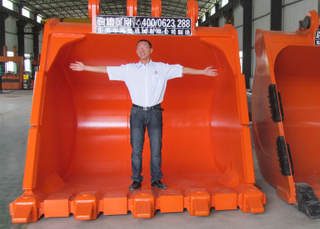 Hitachi EX1900 10cum Rock bucket